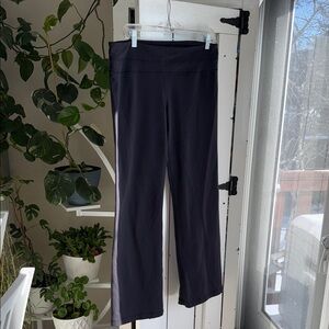 Lululemon straight leg black Size 12 pants GUC